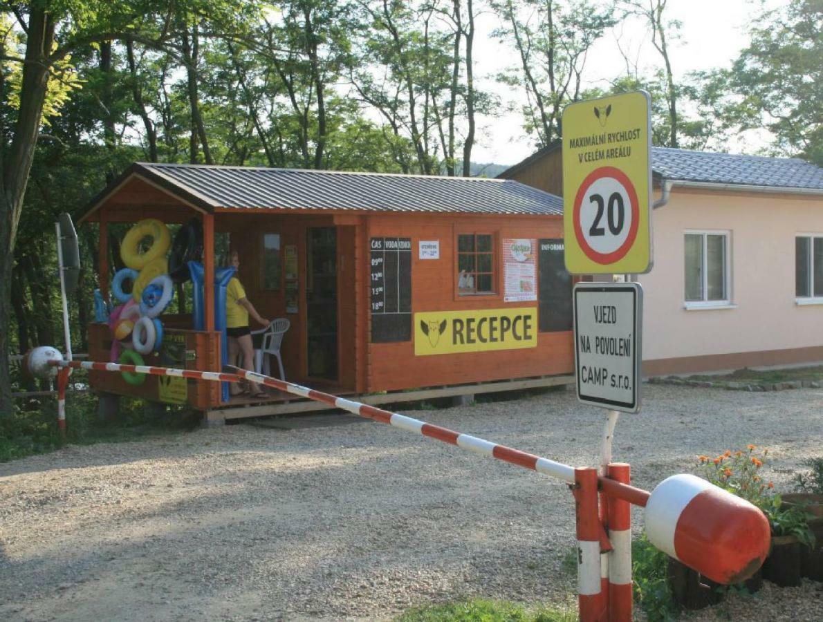 Mobilheim - Vyrovicka Prehrada Campsite